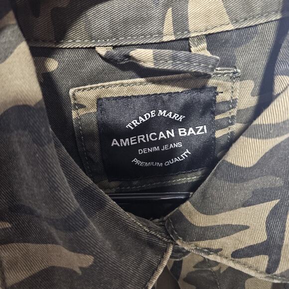 American Bazi Women's Denim Camo Shacket/Jacket Distressed Button-up - Picture 5 of 10